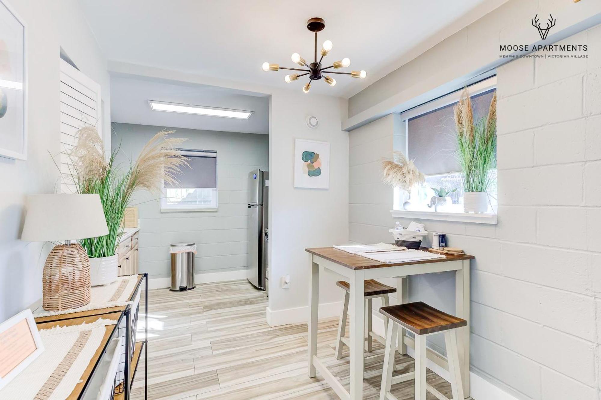 The Moose #6 - Modern Luxe Studio With Free Parking & King Bed Memphis Exteriör bild